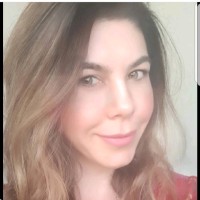 Fernanda Carneiro Email