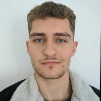 Telefónica Tech Employee Adrián Simón's profile photo