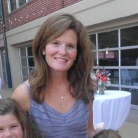 Chenault & Hoge Employee Susan Coblin's profile photo