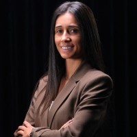 Daniela Lopes Email