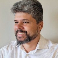 dr.consulta Employee Adriano Marzano Carvalho's profile photo
