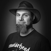 Josef Holzmayr Email