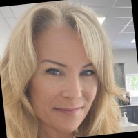 Key Auto Group Employee Diane Dupras's profile photo