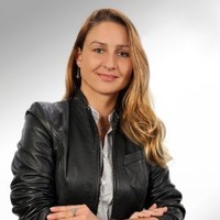 Anda-Luiza Schwei Email