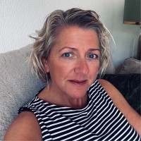 Michelle Sutton Email