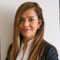Özlem Sari Email