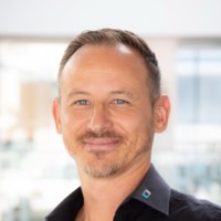 Pascal Löchner Email