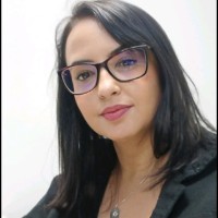 Fernanda Chaves Email