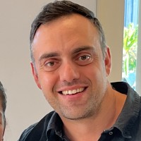 86 400 Employee Theo Pitsikas's profile photo