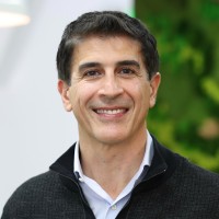 Arash Afrakhteh E-Mail & Telefonnummer