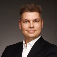 Yannik Suhre Email