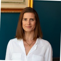 E-mail e número de telefone de Louise Neilson