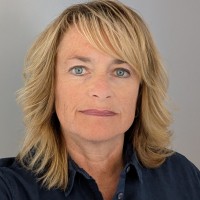 South Western Ambulance Service NHS Foundation Trust Employee Debbie Hartshorn's profile photo