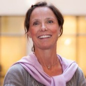 Christine Blixt Email
