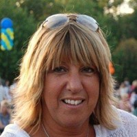 LMT Onsrud Employee Joanne Smith's profile photo