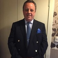 Iain Robb Email & Phone Number