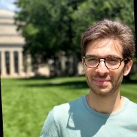 Vito Cacucciolo Email