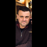 E-mail e número de telefone de Anthony Cadieux