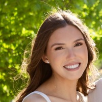 ReviewInc Employee Anna Weitzman's profile photo