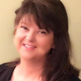 Virtual Properties Employee Lisa Weber's profile photo