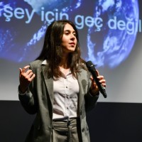 Gizem Celebi Email