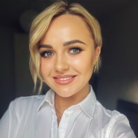 Loreta Sveikovskaja Email
