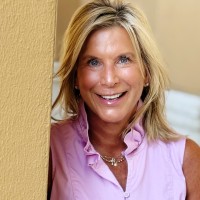 Linda Briscoe Email & Phone Number