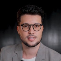 Gustavo Meneghetti Email