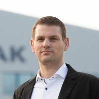 Daniel Hunger Email