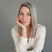 centric. Employee Simone Menezes's profile photo