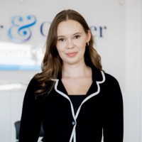 Mercer & Cooper Employee Caitlin Self's profile photo