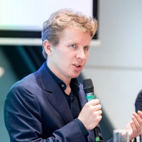 Caresyntax Employee Bjoern von Siemens's profile photo