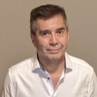 Roberto Medina Rivero Email