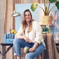 Lea Hansen Email & Phone Number