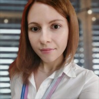 Ro Technology Employee Luminita Scoarta's profile photo