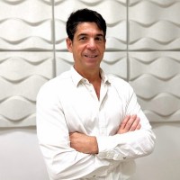 Carlos Valiente Email & Phone Number