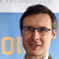 Tomasz Pędzimąż Email