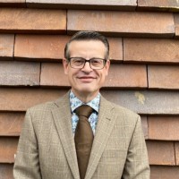 Dennis Staakman Email