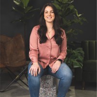 Illumin8 Employee Justine Russell's profile photo