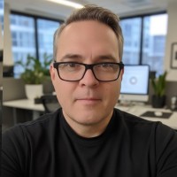 Zen Healthcare IT Employee Lawrence Montoya's profile photo