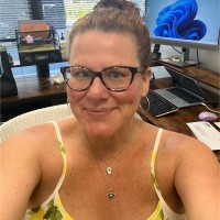 Creative Science Employee Michelle Minor's profile photo