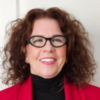 Eva Peters Email
