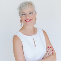 Experience Real Estate Group, LLC Employee Laurie Smith's profile photo