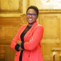 Menfenil Employee Elsa Nicolas's profile photo