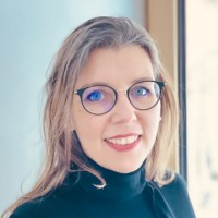 Elisabeth König Email