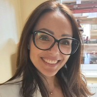 Oksana Veličko Email