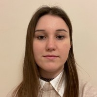 Roberta Varga Email