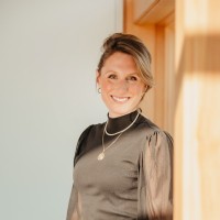 Tea Bar Employee Claudia Flotow's profile photo