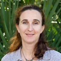 Deirdre Irwin Email & Phone Number