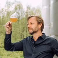 Dirk Lindemans Email & Phone Number